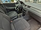 Škoda Rapid 1,6 TDi - náhled 11