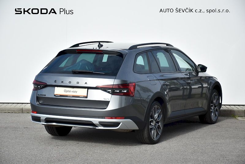 Škoda Superb (2024) Scout 2.0 TSI 206kW 4x4 DSG - fotka 2 z 34
