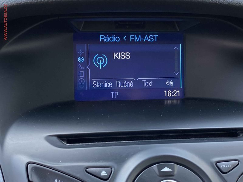 Ford Focus (2014) 2.0 TDCi, Titanium, navi - fotka 18 z 21