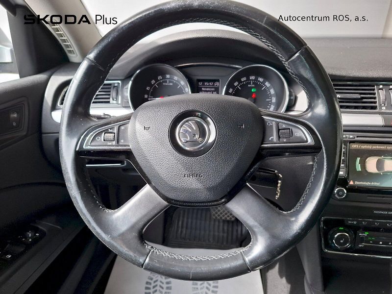 Škoda Superb (2013) combi  ELEGANCE L4 103/2,0 DSG - fotka 5 z 26