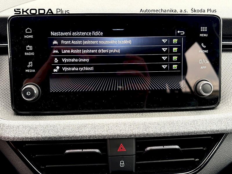 Škoda Scala (2024) 1.0 TSI / 85 kW / SELECTION - fotka 7 z 27