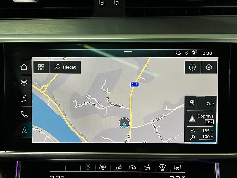 Audi A7 50TDI QUATTRO S-LINE, PANORAMA - fotka 15 z 31
