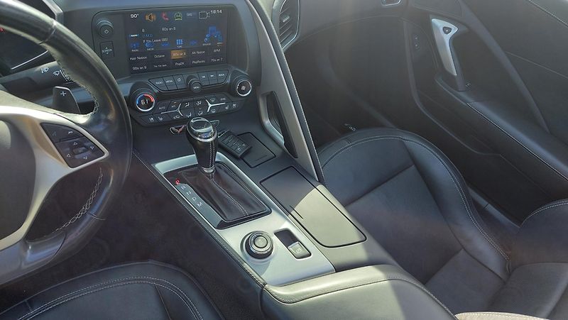 Chevrolet Corvette (2019) C7 3LT SKLADEM, ihned k odběru - fotka 28 z 45