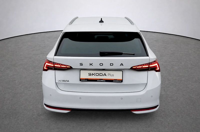 Škoda Octavia (2024) combi Top Selection  2,0 Tdi 1 - fotka 35 z 39