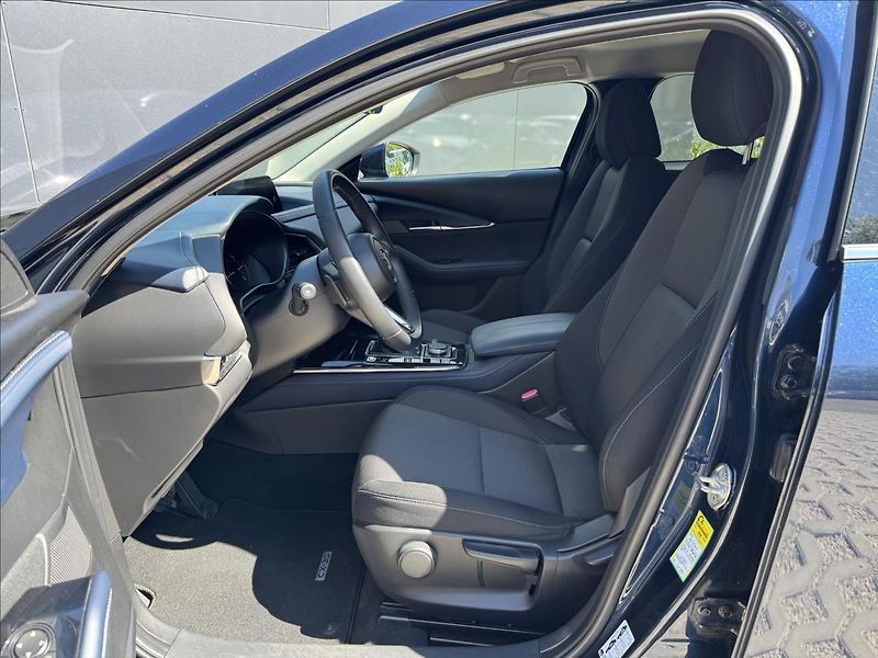 Mazda CX-30 2,0 Skyactiv-G Exceed AT - fotka 11 z 30