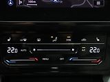 Volkswagen Passat 2,0 TDI CZ Elegance Kůže DPH - náhled 21