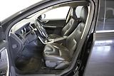 Volvo XC60 D5 MOMENTUM AWD AUT. - náhled 11
