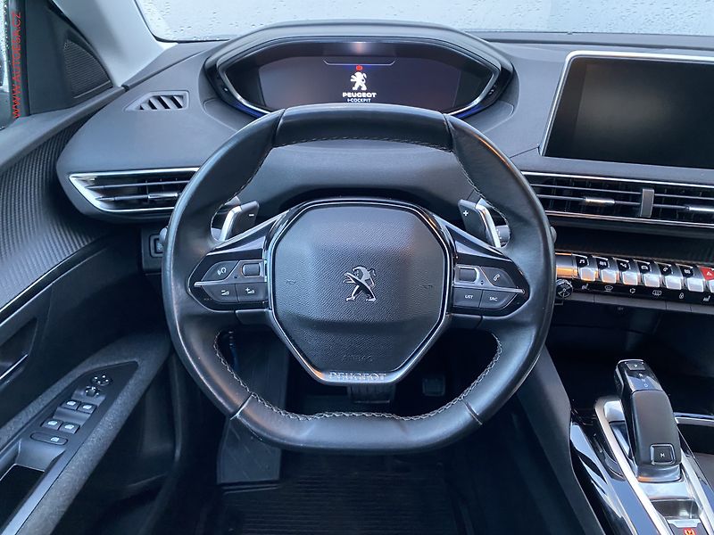 Peugeot 3008 (2018) 1.2PT, 1.maj,ČR, AT, TZ - fotka 11 z 18