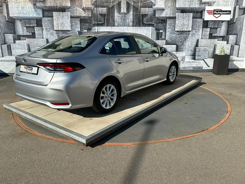 Toyota Corolla (2023) 1.5VVTi,92KW,VYHŘ.SEDADLA,TEMP - fotka 6 z 23