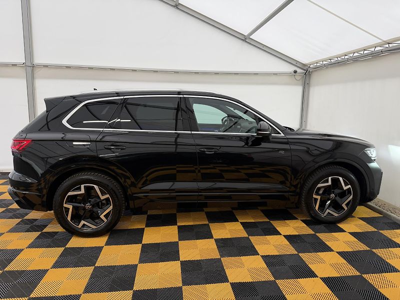 Volkswagen Touareg 3.0Tdi*1-MAJ*DPH*HUD*R-LINE* - fotka 7 z 47