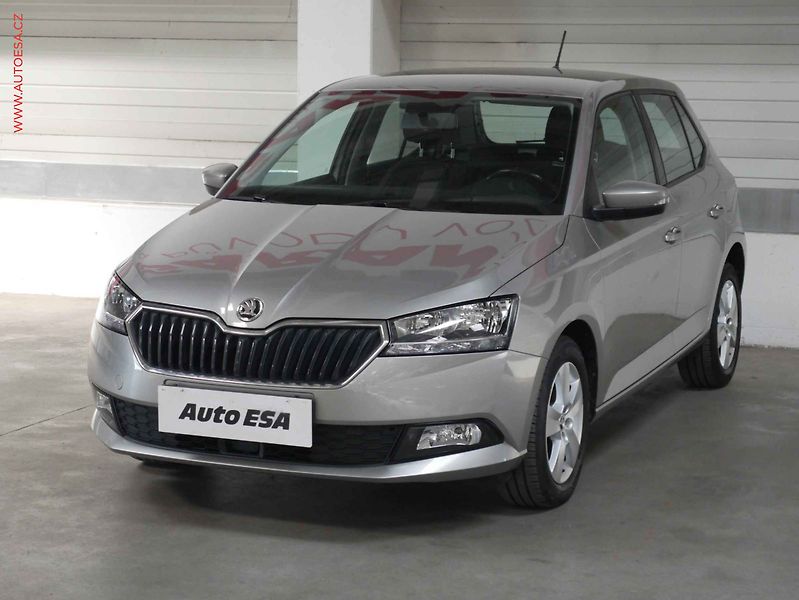 Škoda Fabia (2019) 1.0TSI, 2.maj,ČR, Ambition - fotka 3 z 16