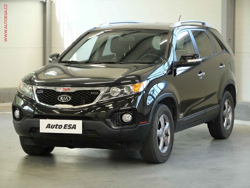Kia Sorento (2010) 2.2CRDi 4x4, AC, temp - fotka 3 z 18