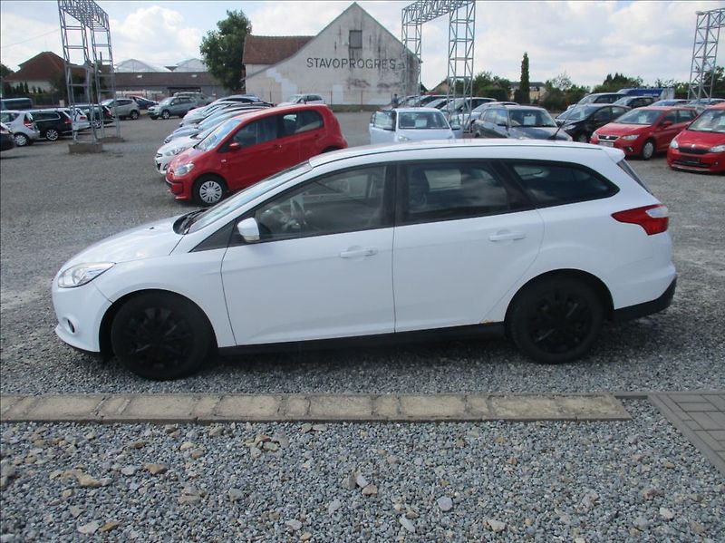 Ford Focus 1,6 TDCi, klima,serv.kniha,CZ, - fotka 4 z 29