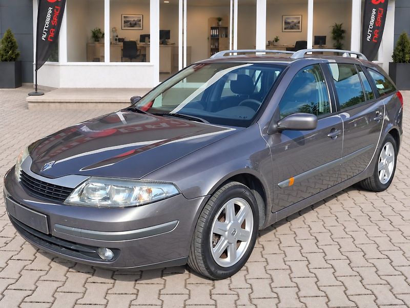 Renault Laguna (2004) 1.9dCi 79kW - fotka 4 z 28