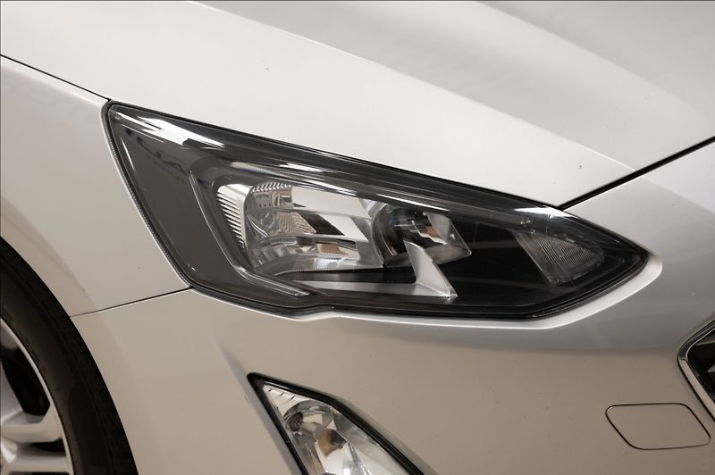 Ford Focus 1,5 TDCi NAVI VÝHŘEV VOLANTU - fotka 22 z 23