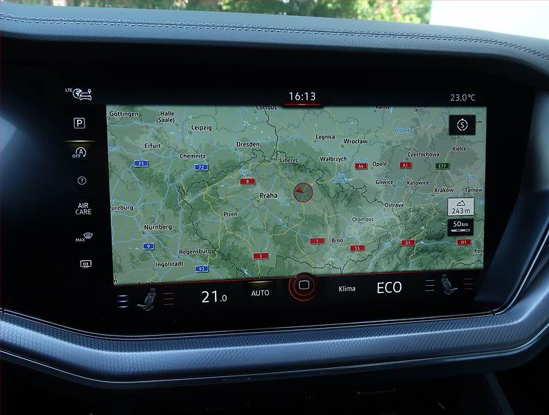 Volkswagen Touareg (2023) 3.0 TDI - fotka 21 z 29
