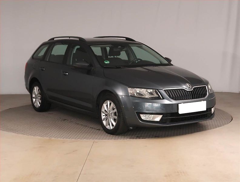 Škoda Octavia (2015) Ambition Plus 1.6 TDI, Automat - fotografie inzerátu
