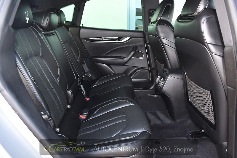 Maserati Levante 3.0D ČR Q4 H/K ACC VZDUCH - fotka 18 z 56