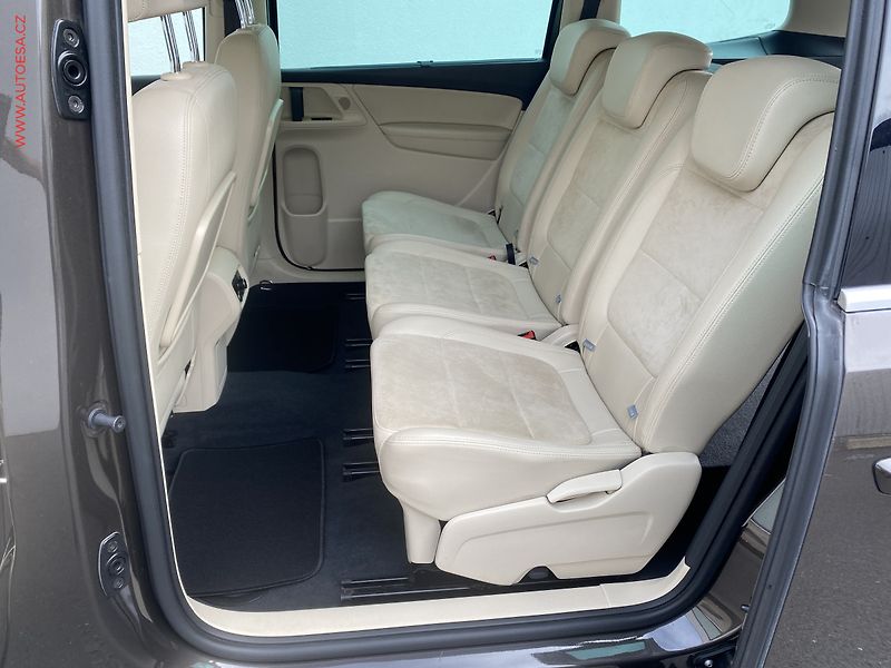 Volkswagen Sharan (2014) 2.0 TDi 4x4, Highline, bixen - fotka 10 z 20