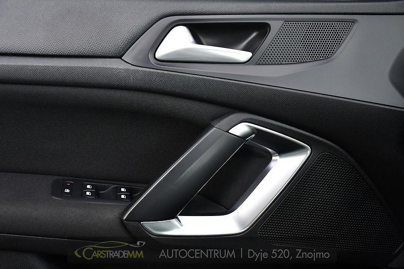 Peugeot 308 SW 1.5BlueHDi ACTIVE CARPLAY - fotka 24 z 47
