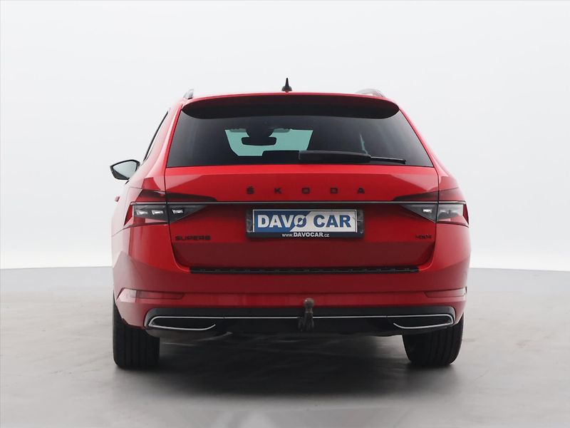 Škoda Superb 2,0 TDI 140kW Sportline 4x4 - fotka 6 z 29