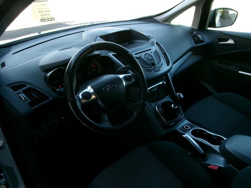 Ford C-MAX (2012) 1,6TDCi AC TEMP ALU BT - fotka 26 z 30