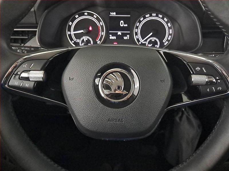 Škoda Scala (2024) 1.0 TSI, ČR,1.maj, Serv.kniha - fotka 16 z 19