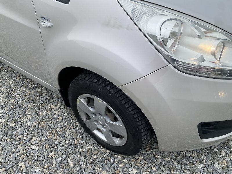 Kia Venga 1.4i 16v 90PS KLIMA SERVIS!!!  - fotka 64 z 144