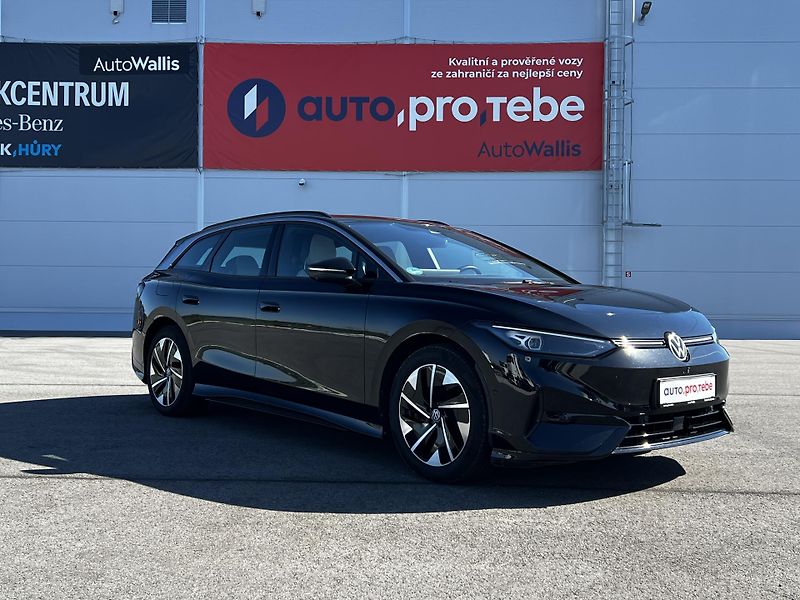 Volkswagen ID.7 Tourer 210kW 82kWh Pro 1.Maj DPH - fotka 2 z 28