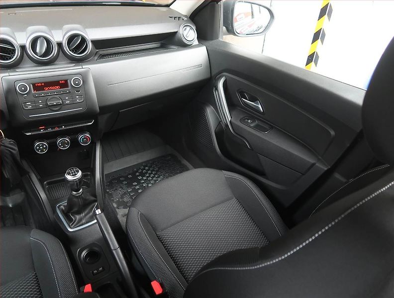 Dacia Duster (2020) 1.0 TCe, LPG, Serv.kniha - fotka 8 z 17