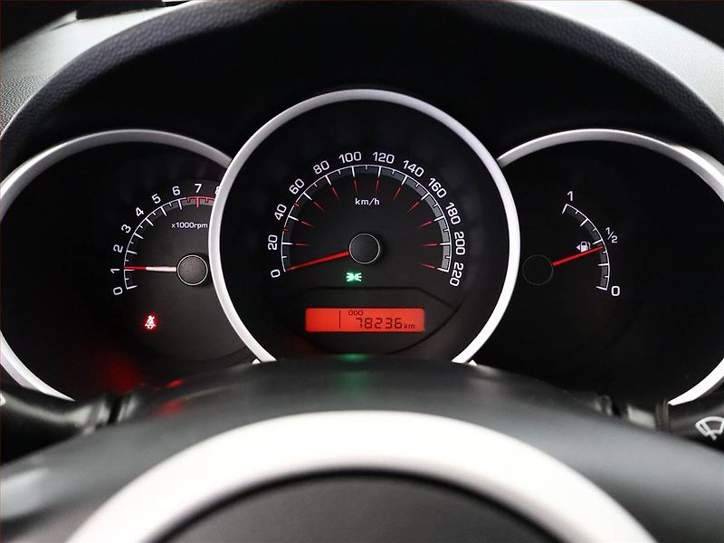 Kia Venga (2011) 1.4 CVVT, ČR,1.maj, Serv.kniha - fotka 9 z 14