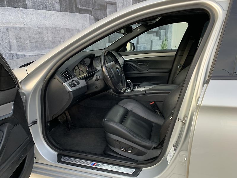BMW Řada 5 (2011) 3.0D,150KW,N57D,M-PAKET,PANOR. - fotka 23 z 25