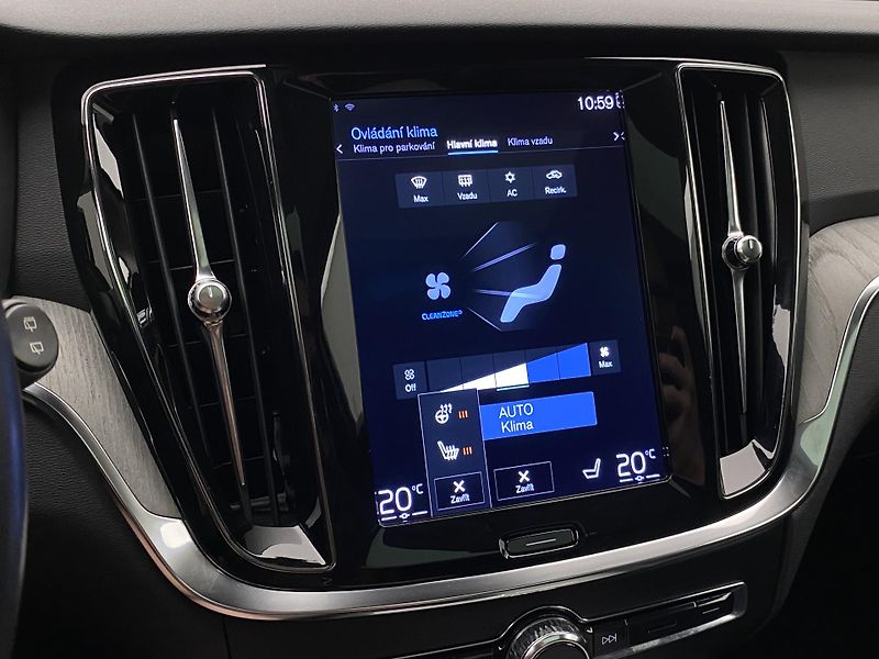 Volvo V60 CC B5 AWD MOMENTUM AUT - fotka 46 z 53
