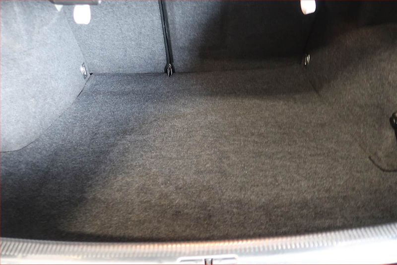 Škoda Superb (2008) 1.9 TDI, Tažné, Klima - fotka 13 z 14