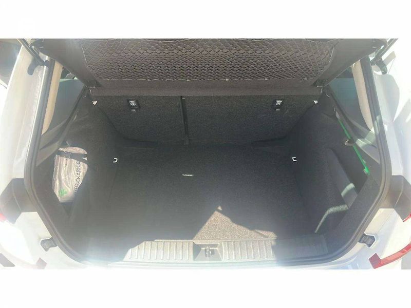 Škoda Kamiq Top Selection 1,0TSI 85kW DSG/ - fotka 24 z 27