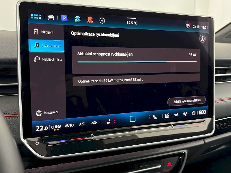 Volkswagen ID.7 Tourer (2025) GTX 250kW 4Motion, 91kWh - fotka 28 z 40