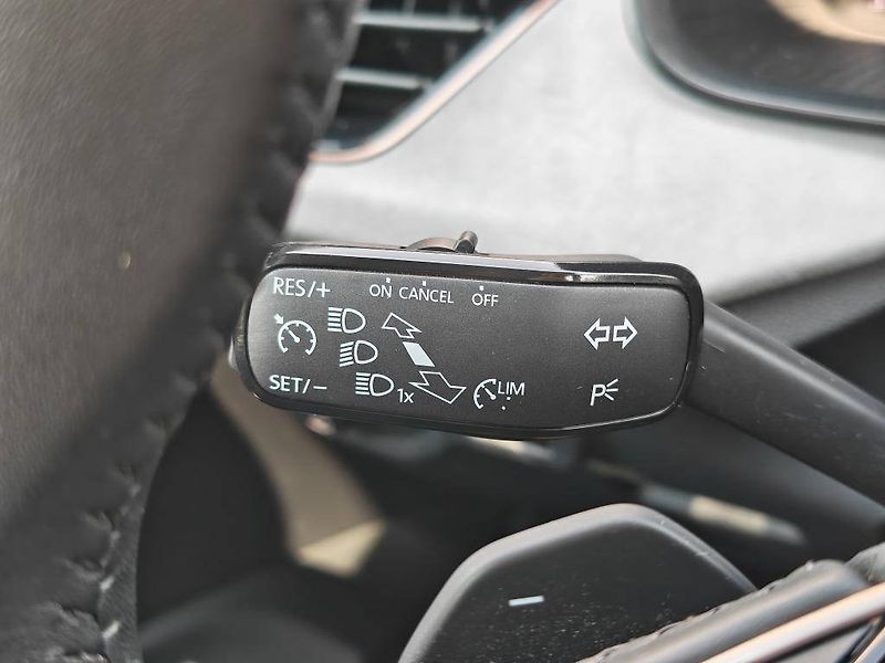 Škoda Scala Top Selection 7DSG 1,0TSI - fotka 13 z 23
