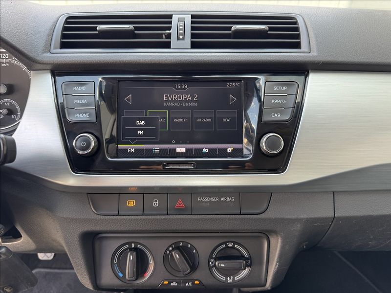Škoda Fabia 1,0 TSI DPH tažné 1maj původČR - fotka 32 z 50