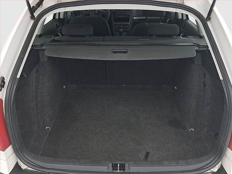 Škoda Octavia (2012) 1.6, ČR,1.maj - fotka 13 z 15
