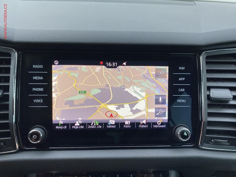 Škoda Kodiaq (2019) 2.0 TDi, Style, DSG, TZ - fotka 18 z 19