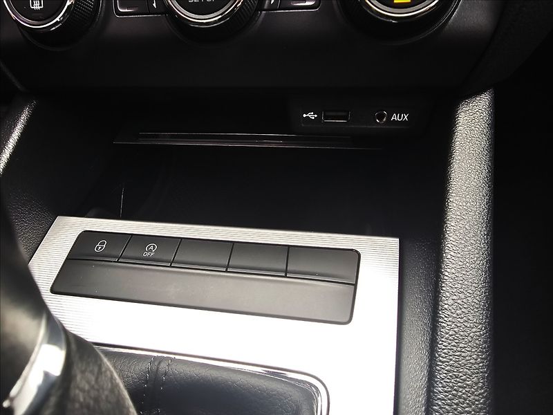 Škoda Octavia III 1,4TSi 103KW Elegance - fotka 22 z 44