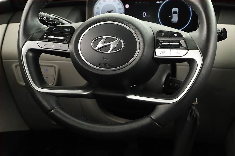 Hyundai Tucson (2022) 1.6 T-GDI - fotka 8 z 20