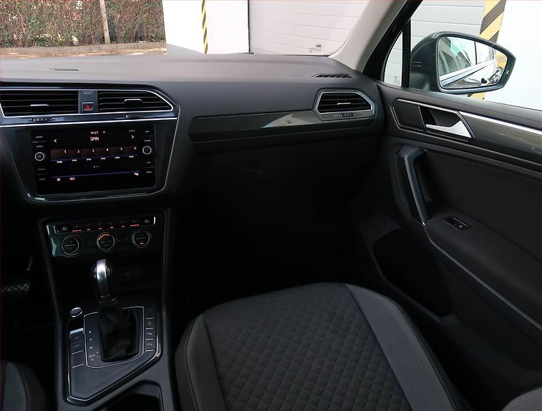 Volkswagen Tiguan (2018) 1.4 TSI - fotka 8 z 22