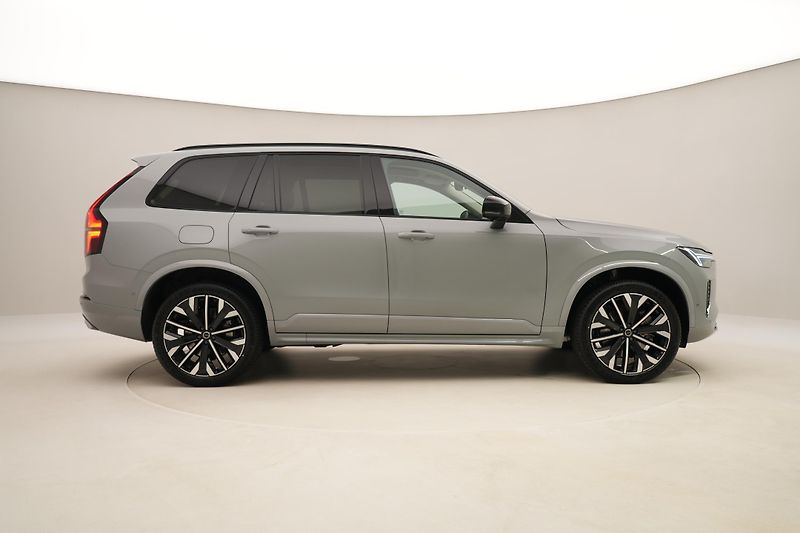 Volvo XC90 (2026) T8 AWD Plug-in DARK PLUS 7m - fotka 13 z 75