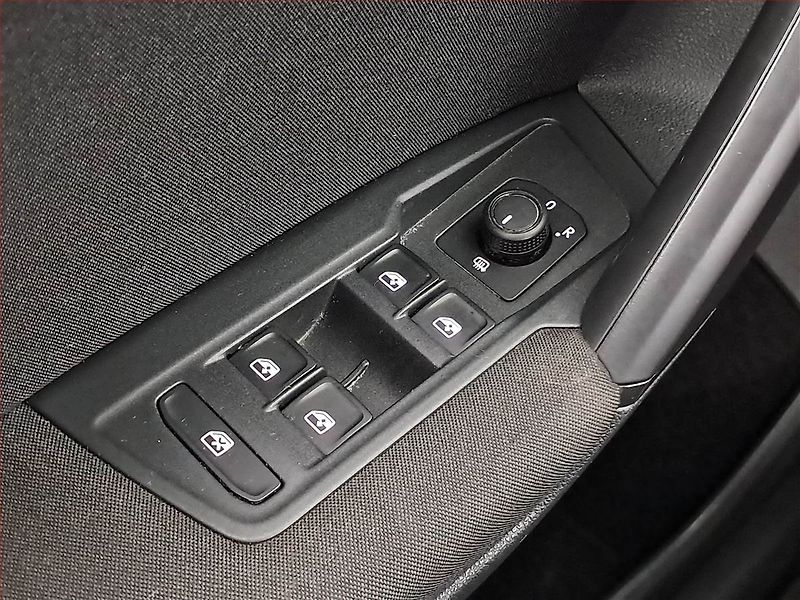 Volkswagen Tiguan (2017) 1.4 TSI, Park. senzory - fotka 18 z 18