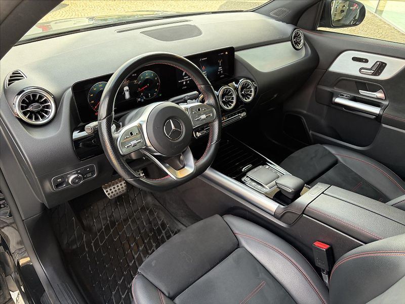 Mercedes-Benz GLA 200*AMG paket - fotka 5 z 30