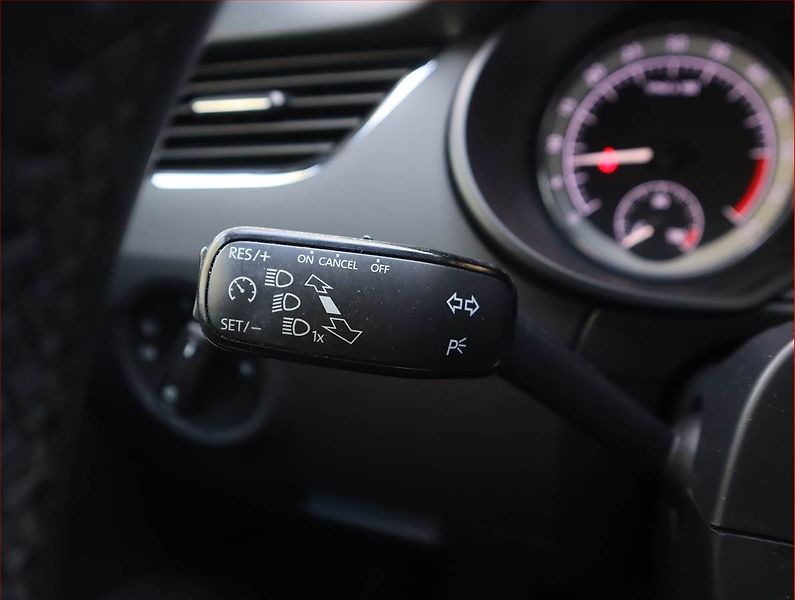 Škoda Octavia (2019) Ambition Plus 2.0 TDI, 4X4 - fotka 17 z 20