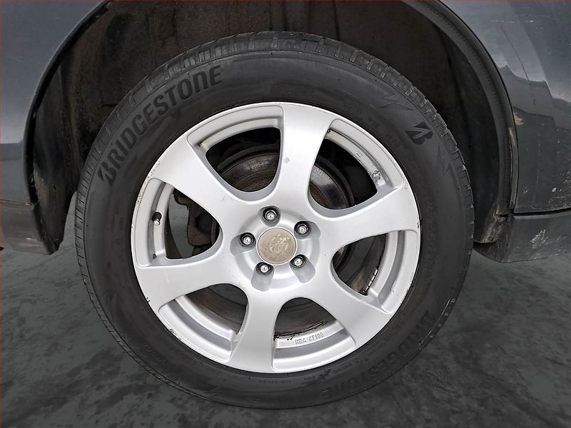 Subaru Forester (2009) 2.5 XT, 4X4, Automat - fotka 15 z 20