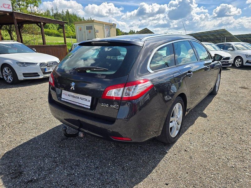 Peugeot 508 (2011) 1.6 16V SW - fotka 7 z 23