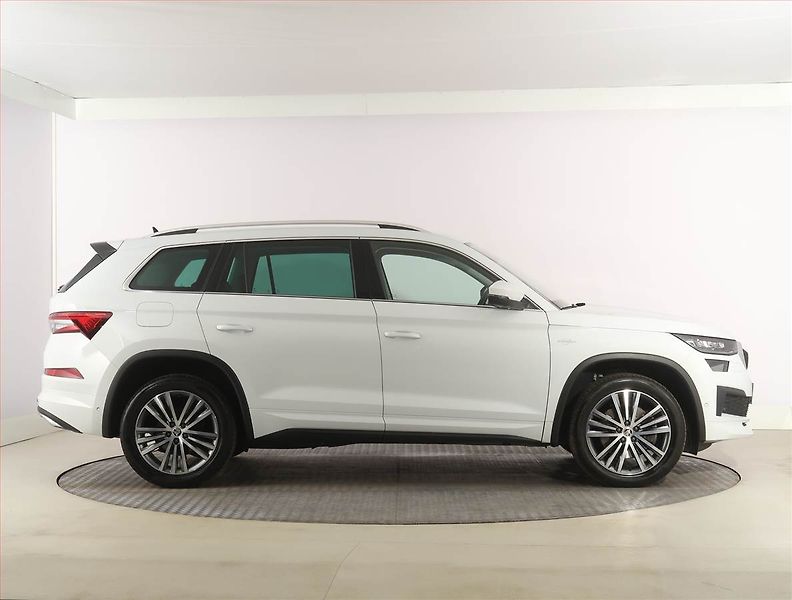 Škoda Kodiaq (2023) Laurin&Klement 2.0 TSI - fotka 6 z 26